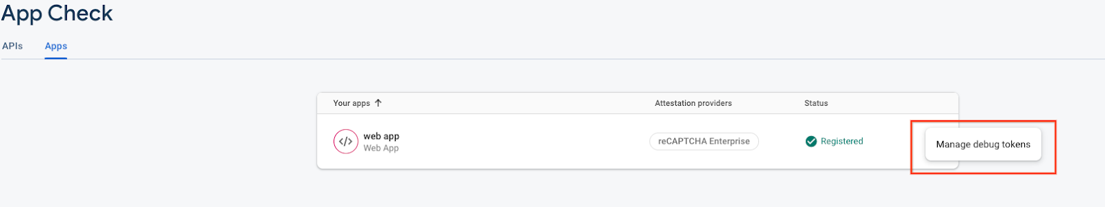 O painel do App Check indicando o local da opção &quot;Gerenciar tokens de depuração&quot;