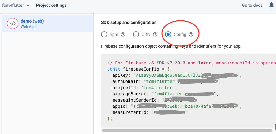 Una captura de pantalla recortada del componente Web App de la página de configuración de Firebase