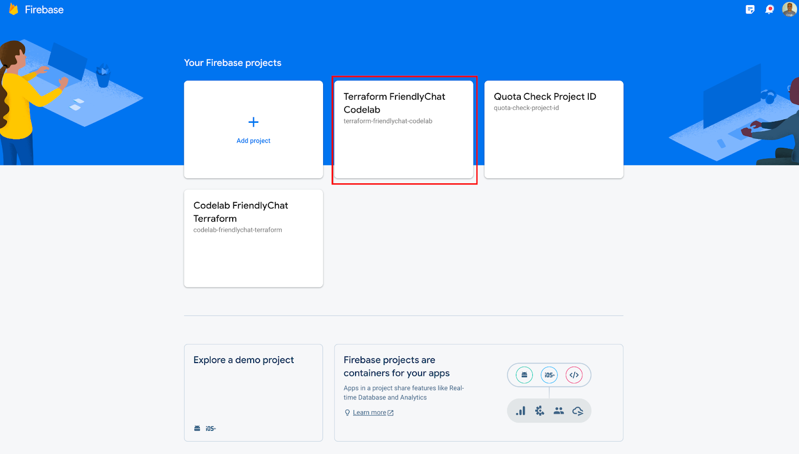 El proyecto del codelab de Terraform FriendlyChat seleccionado en Firebase console